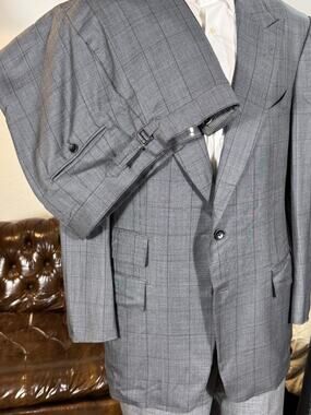Tom Ford Wool Silk Gray Windowpane 2Pc Suit 54 44R 39x28 Trousers Peak Lapels